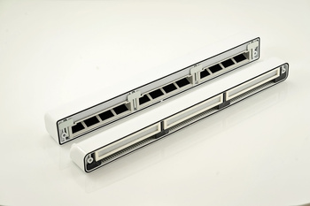 Nawiewnik automatyczny, z manualną regulacją i czerpnią akustyczną, typ VT301