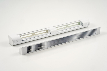 Nawiewnik okienny z automatyczną regulacją, typ VT201