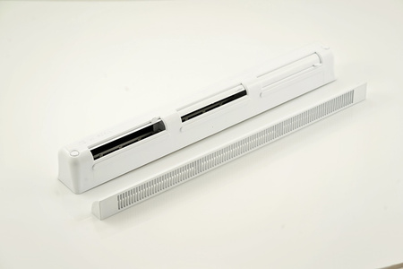 Nawiewnik automatyczny akustyczny, z manualną regulacją i czerpnią zwykłą, typ VT701